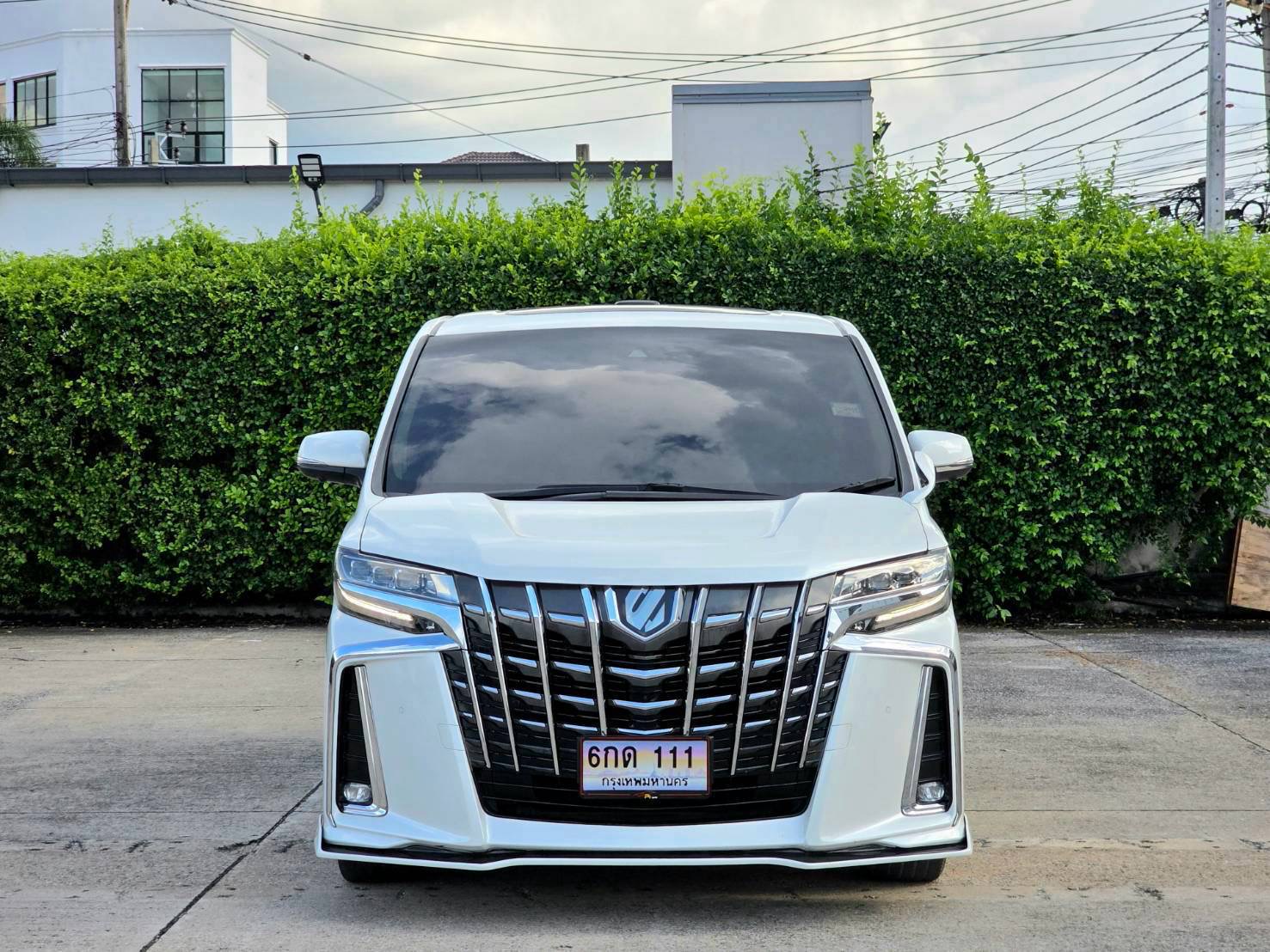 TOYOTA ALPHARD 2.5 SC Package