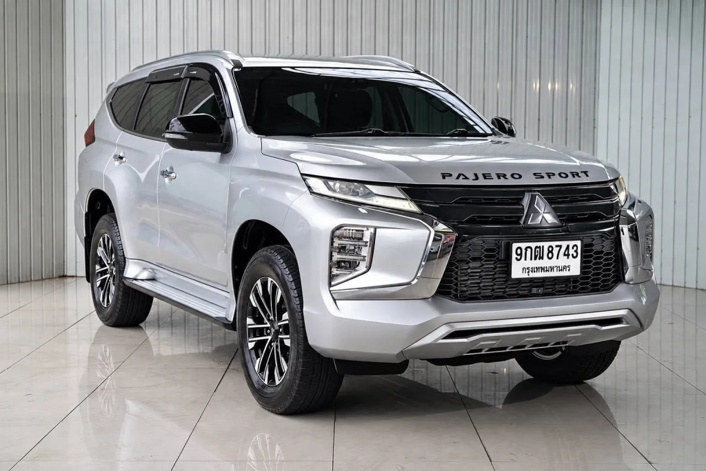 MITSUBISHI PAJERO SPORT 2.4 GT Premium 2WD